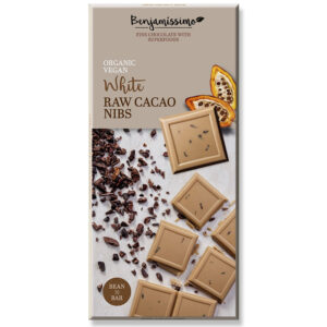 Λευκή σοκολάτα με κομματάκια κακάο nibs vegan bio benjamissimo 70gr σε εκρού συσκευασία